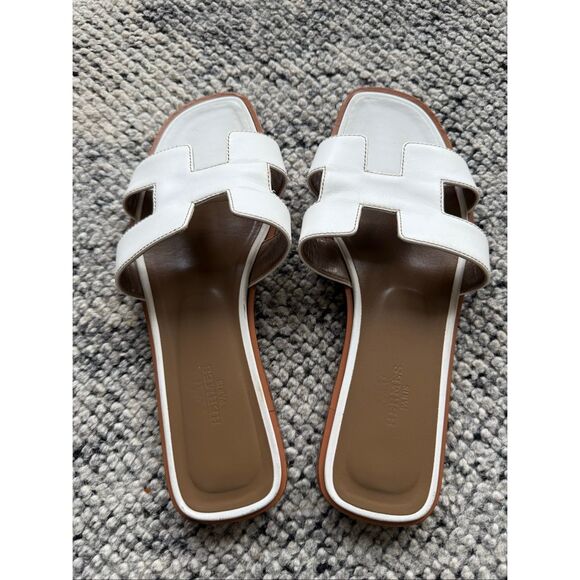 Hermes Oran White 37 Leather Sandals - Picture 5 of 6